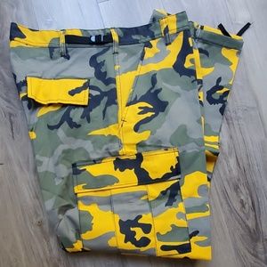 Men's camo cargo battle dress uniform